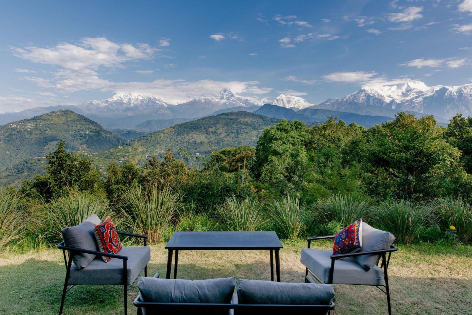 Tiger Mountain Pokhara Lodge Extérieur photo