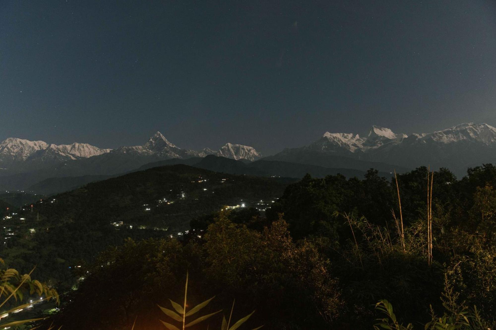 Tiger Mountain Pokhara Lodge Extérieur photo