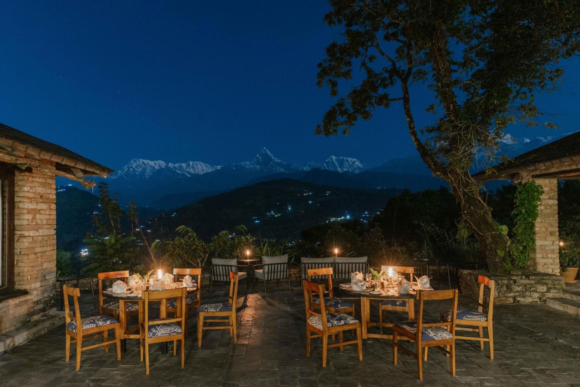 Tiger Mountain Pokhara Lodge Extérieur photo