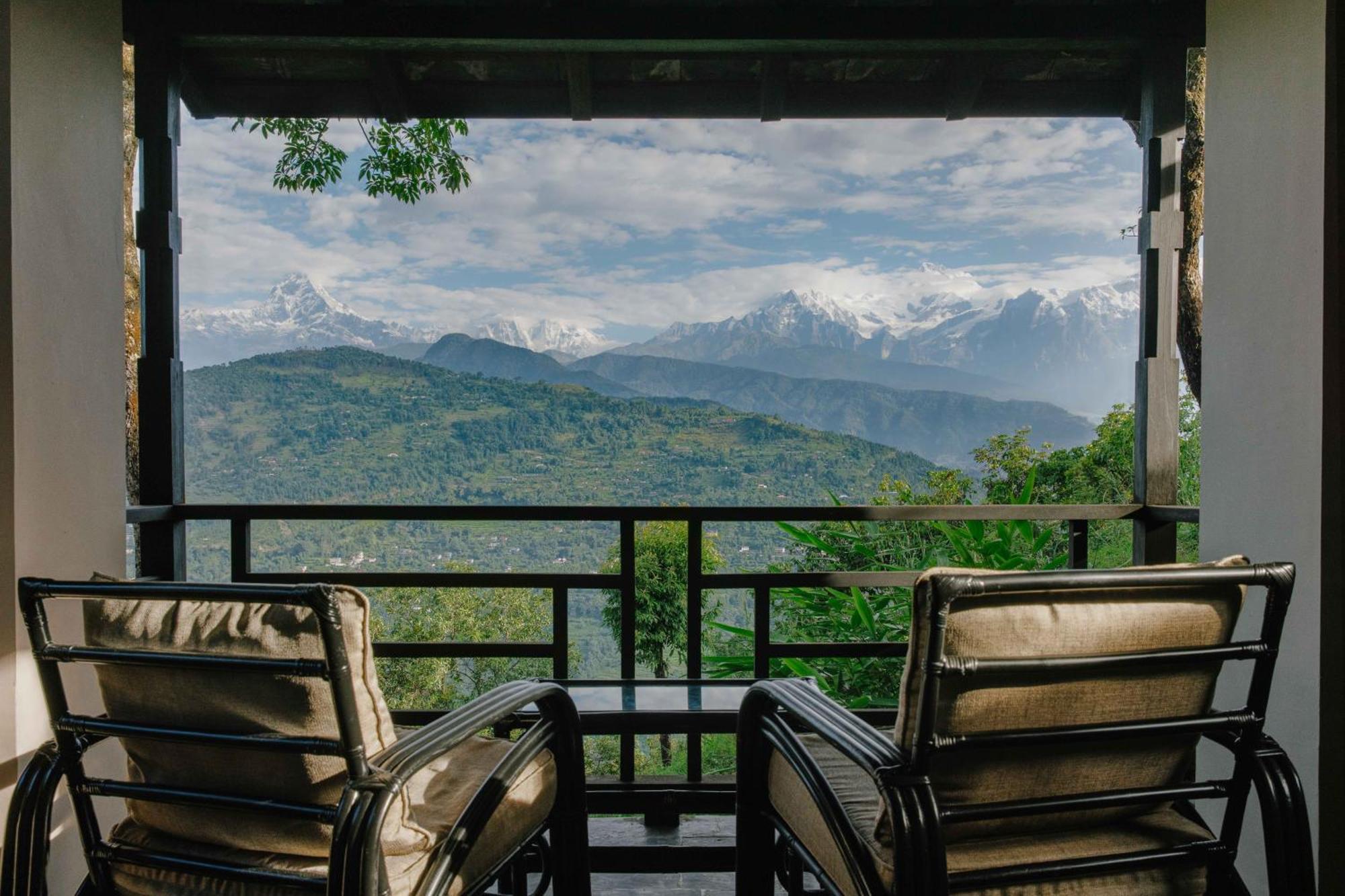 Tiger Mountain Pokhara Lodge Extérieur photo